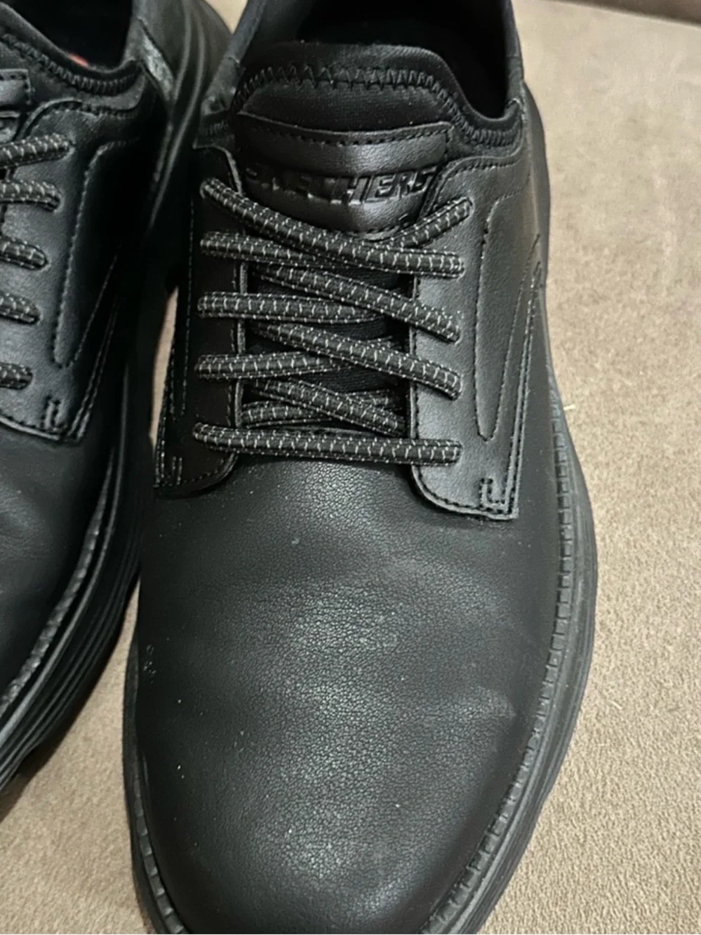 Skechers Garza Gervin Men’s 8.5 Black Oxford Slip-Ins Worn Once